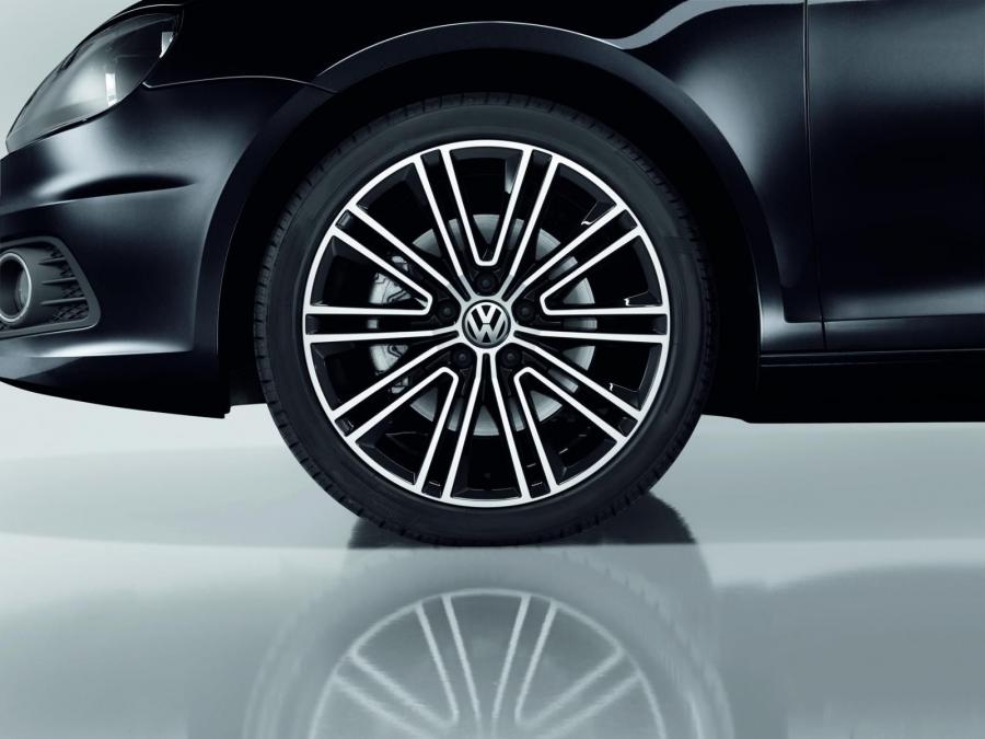  Volkswagen Eos 2010 года  (фото 19 из 24)